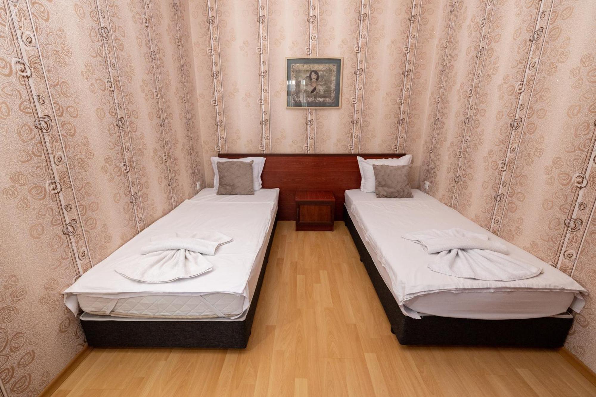 Hotel Kibor Galabovo Kültér fotó