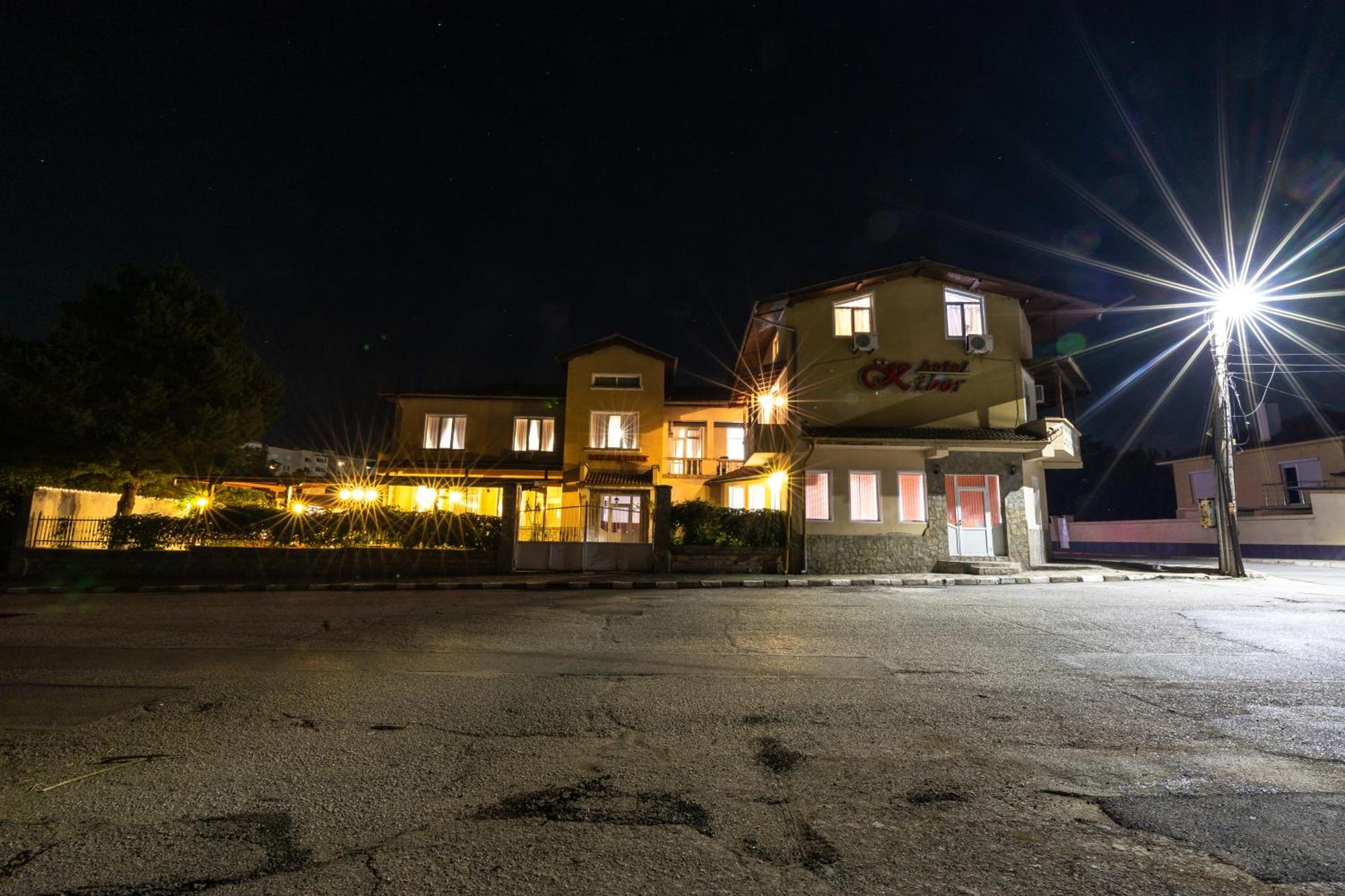 Hotel Kibor Galabovo Kültér fotó