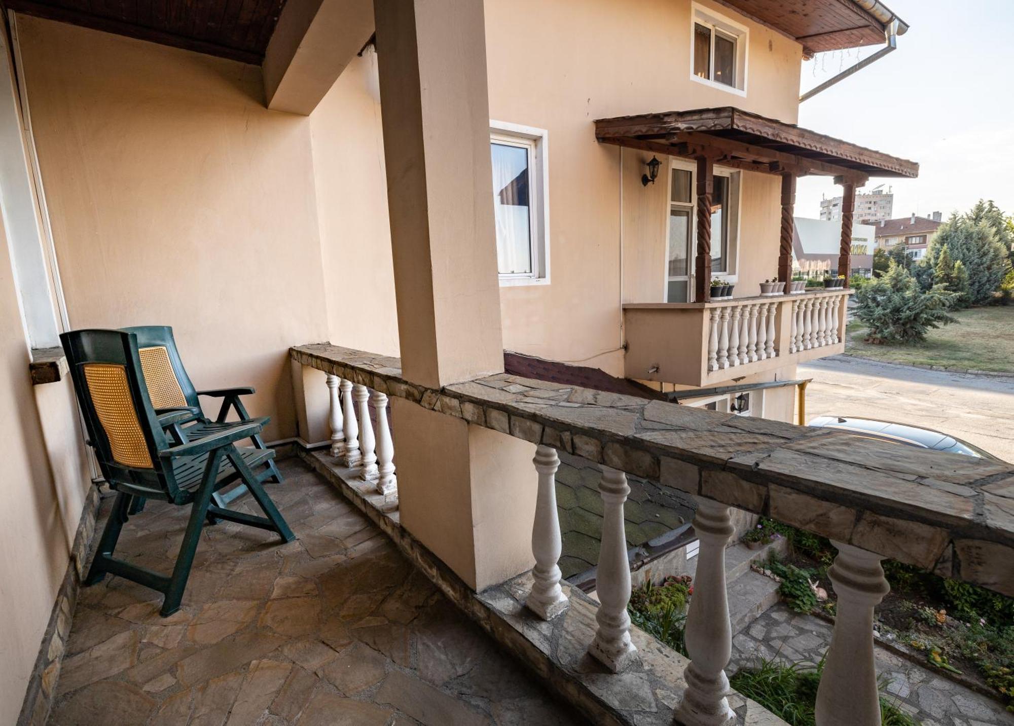 Hotel Kibor Galabovo Kültér fotó
