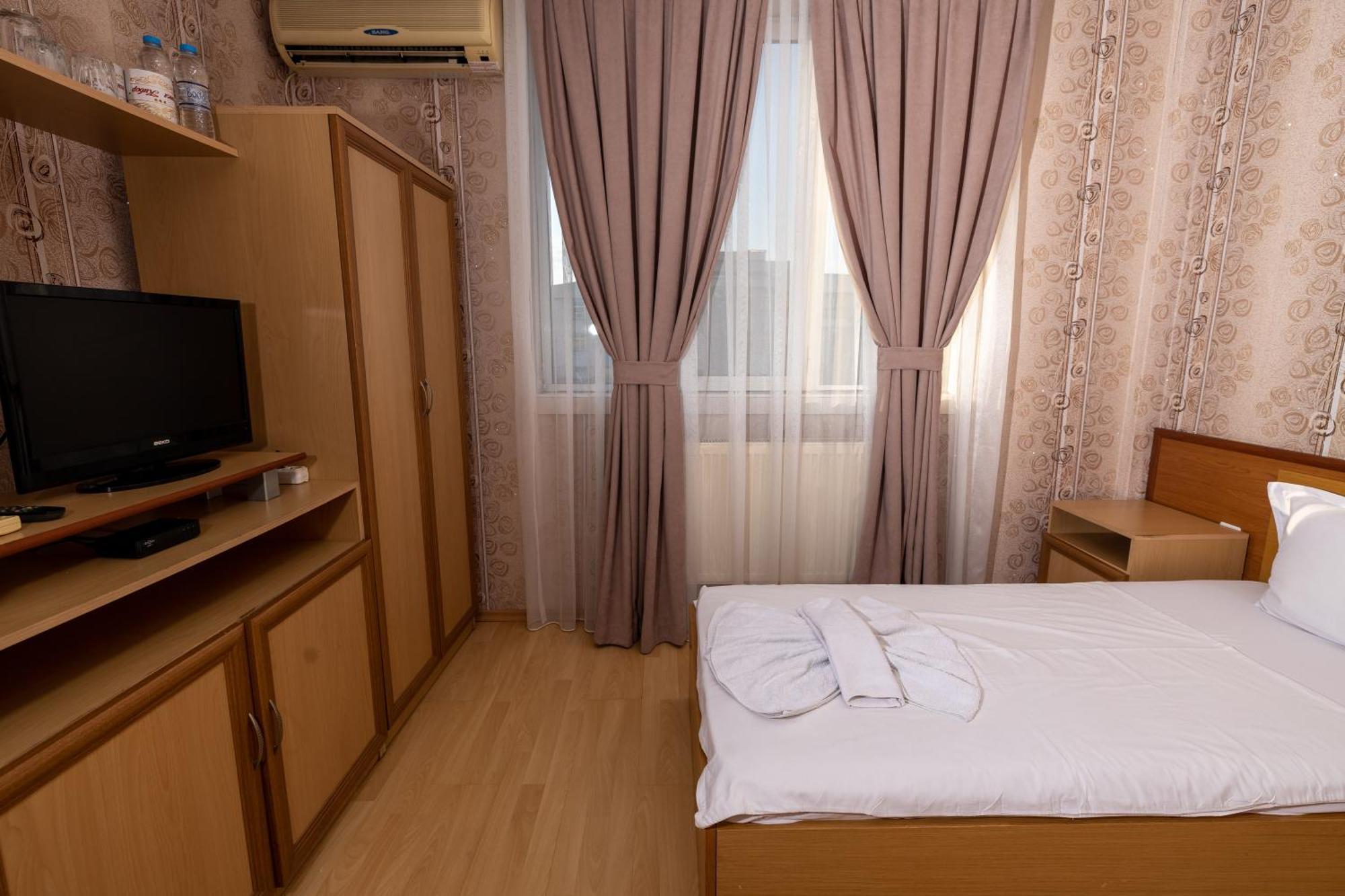 Hotel Kibor Galabovo Kültér fotó