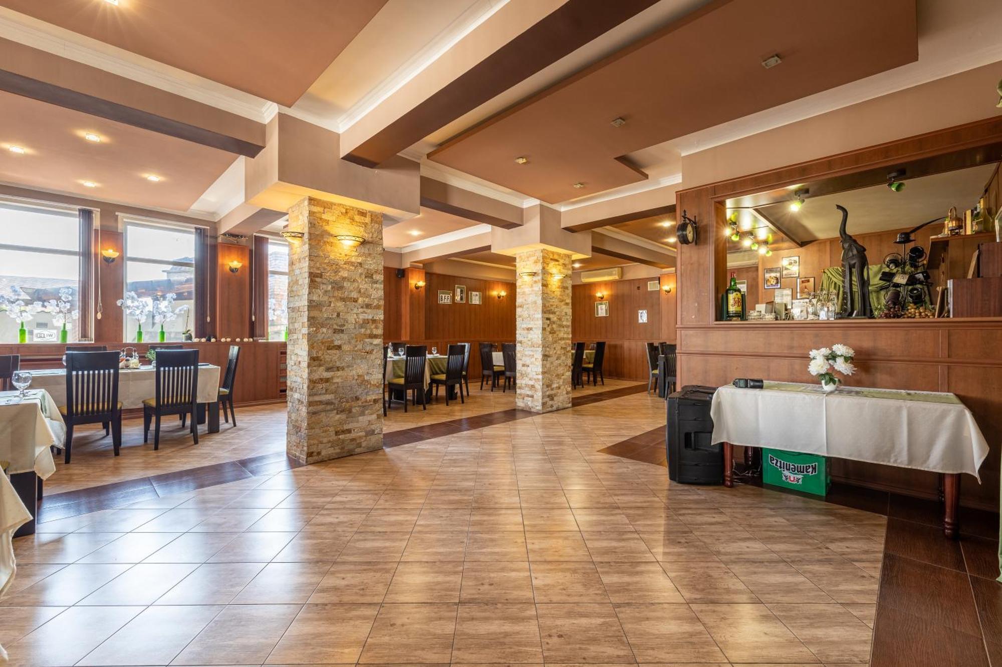Hotel Kibor Galabovo Kültér fotó