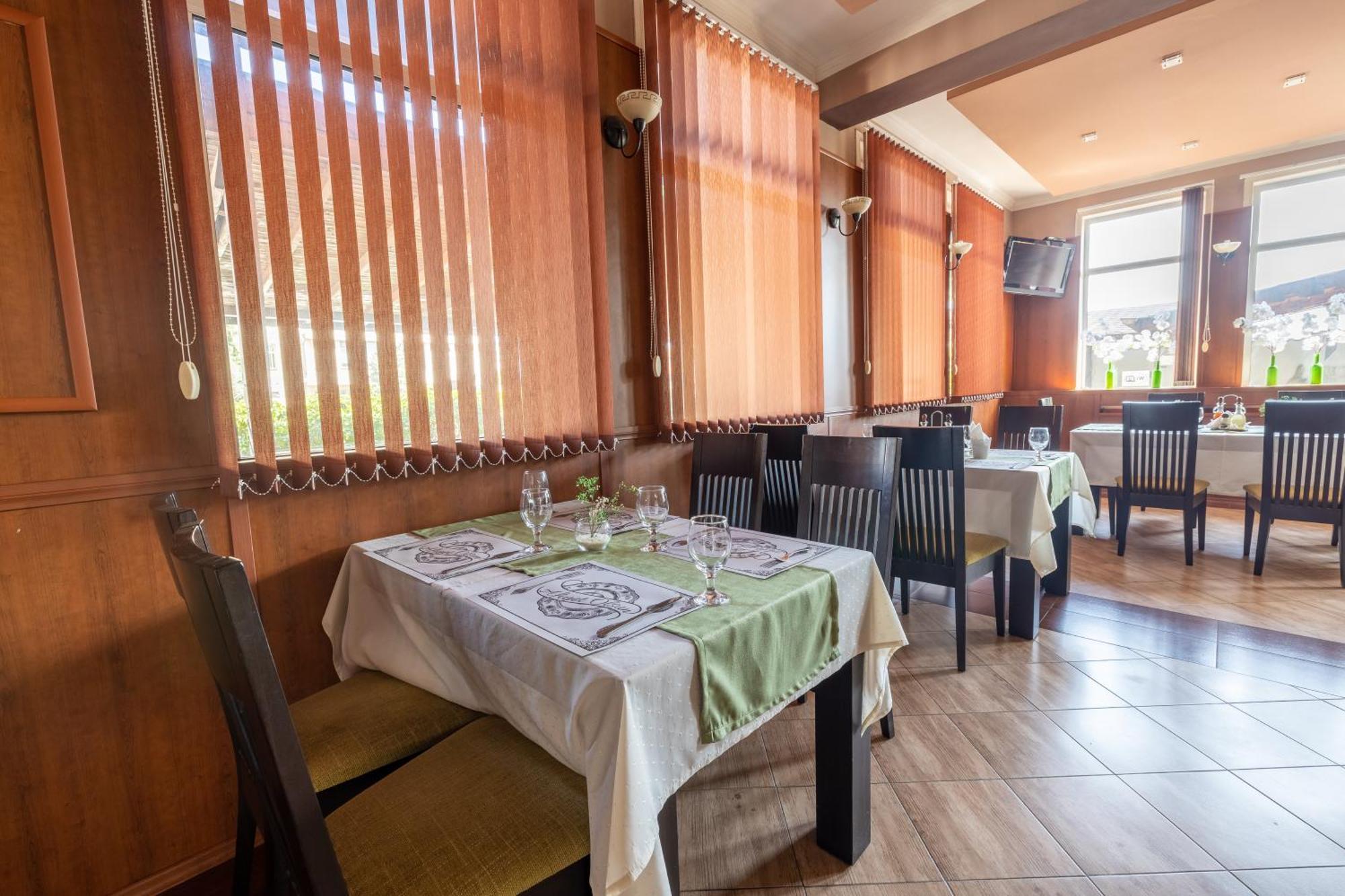 Hotel Kibor Galabovo Kültér fotó