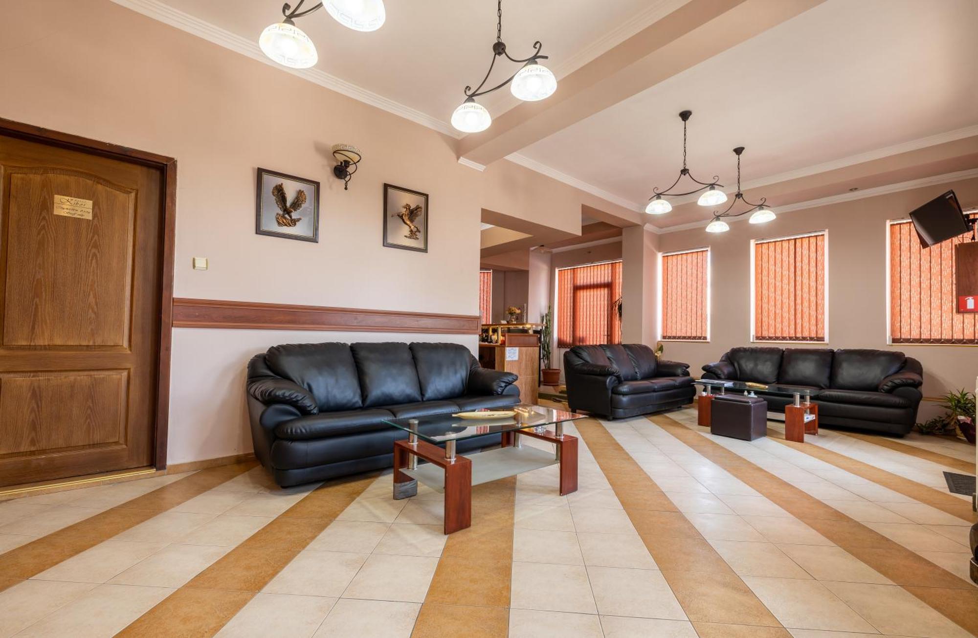 Hotel Kibor Galabovo Kültér fotó