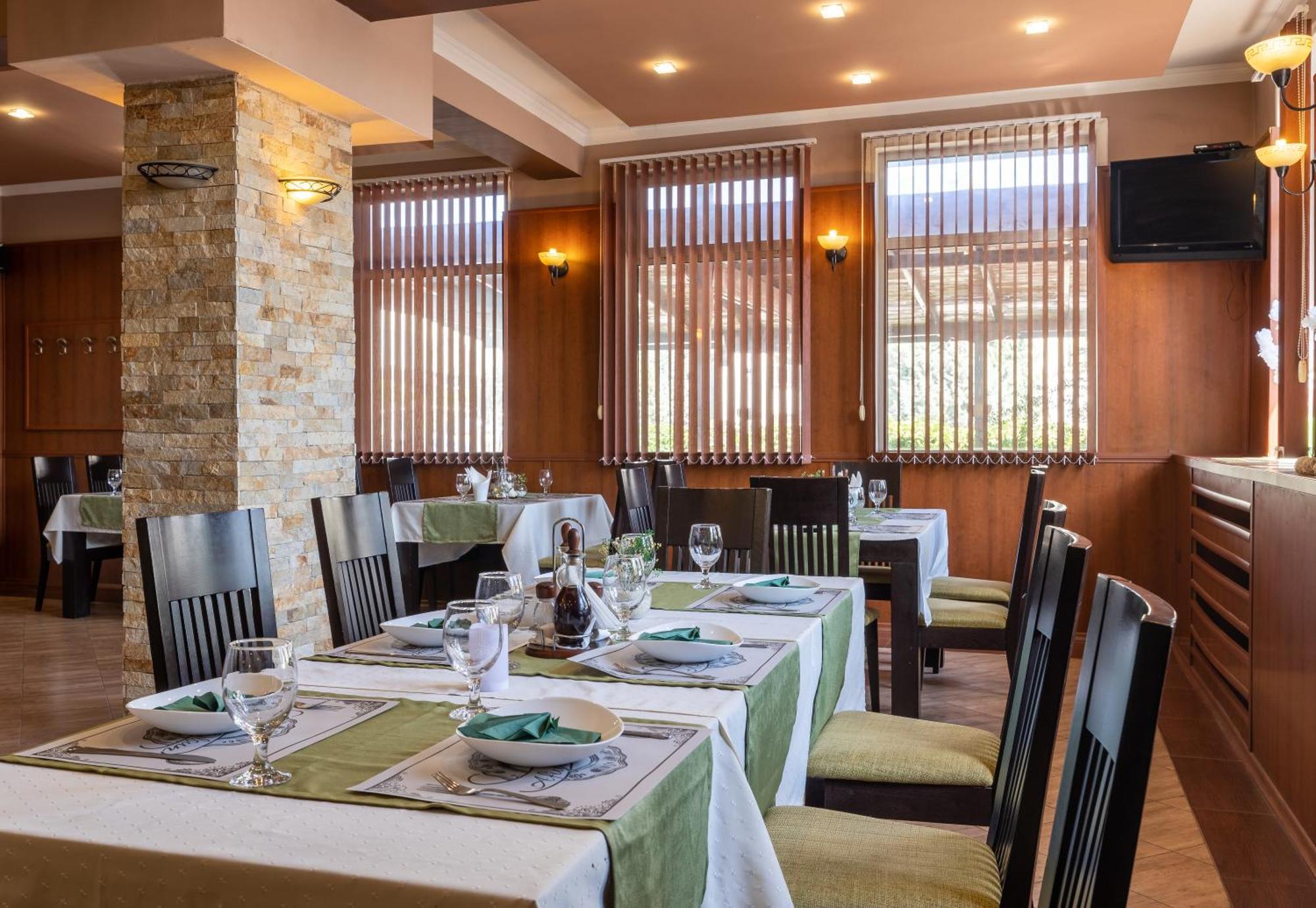 Hotel Kibor Galabovo Kültér fotó